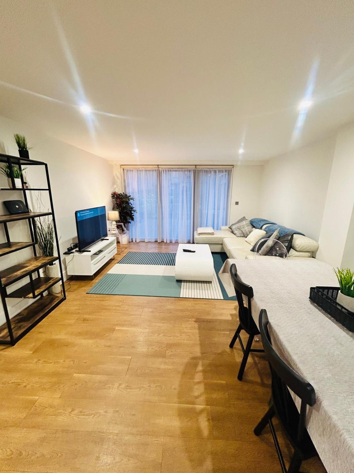 Modern 2 Bed 2 Bath Apartment With Outdoor Space Hyde Park London Exterior foto